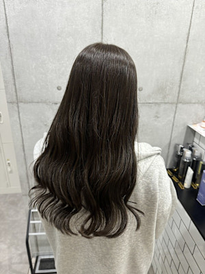 アッシュグレー