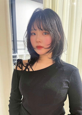 顔まわりレイヤー/暗髪/黒髪