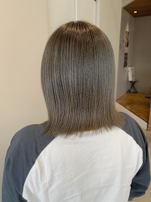 オリーブカラー　【青木奈那】