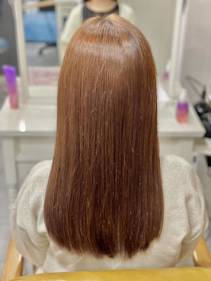 縮毛矯正／コアミートリートメント