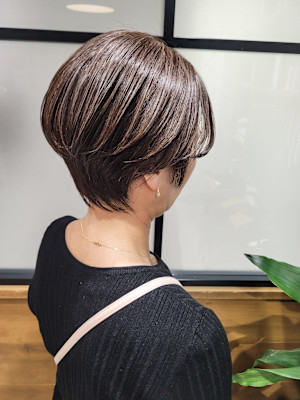 白髪ぼかしハイライト　ショート【尾野恭平】