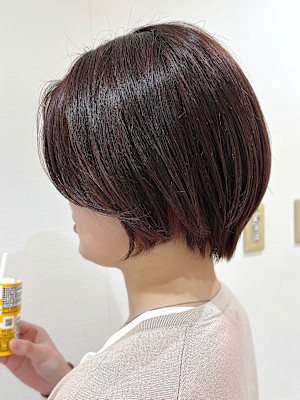 ピンクベージュ/ピンクカラー/ショートカット/インナーカラー