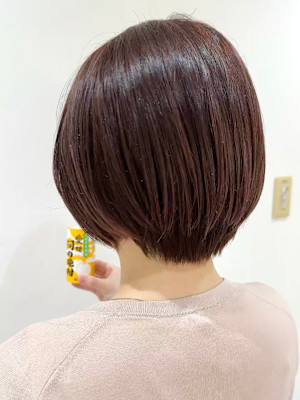 ショートカット/イヤリングカラー/ピンクベージュ/小顔カット