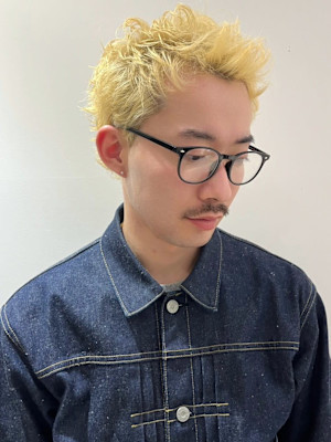 スパイキーショート ブリーチ 金髪 ベージュ メンズパーマ