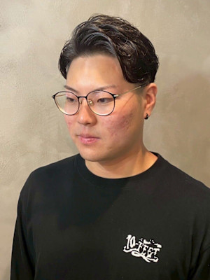 メンズカット ツーブロック フェード 刈り上げ アップバング