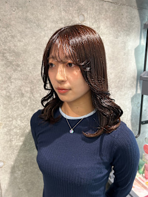 ブラウンカラー