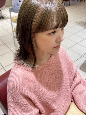 インナーカラー/イヤリングカラー/ベージュ/グレージュ