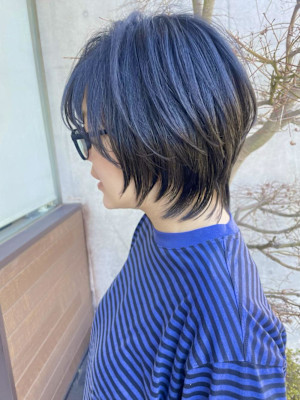 伸ばしかけも可愛く！レイヤーショート