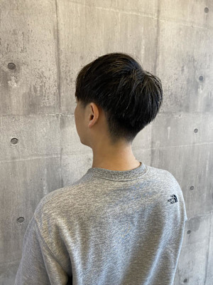 ツーブロック×ショートスタイル