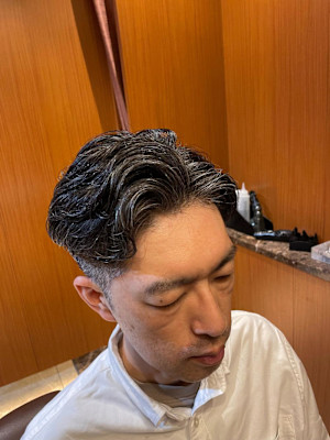 大人毛流れパーマ