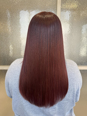 チェリーレッド