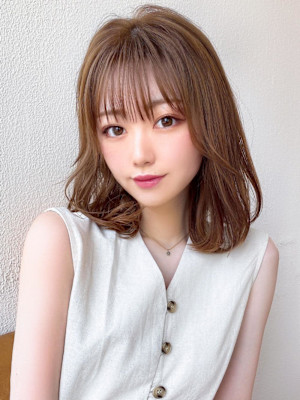 30代40代美髪ショートレイヤー極細ハイライト