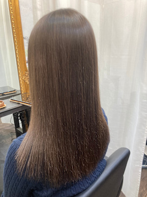 学生さん　縮毛矯正