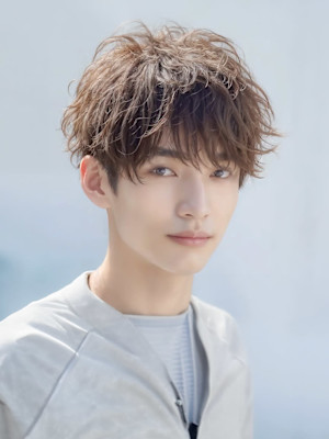 arts 新宿 【髪質改善&トリートメント】×スタイル