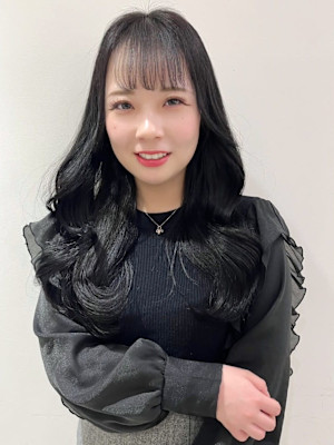 暗髪 ブルーブラック ロングレイヤー 韓国風ウェーブ巻き