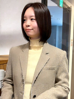 丸みボブ 前髪無し 切りっぱなしボブ 艶髪 髪質改善 黒髪 
