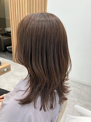 夏向きベージュカラー