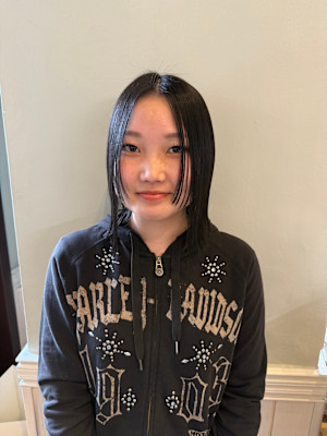 顔周りレイヤーカット