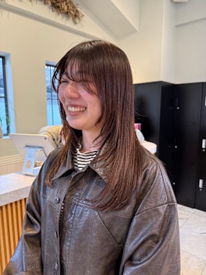 顔周りレイヤーカット