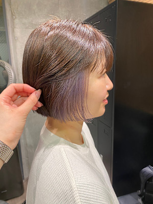 イヤリングカラー/ボブスタイル/ハイトーンボブ