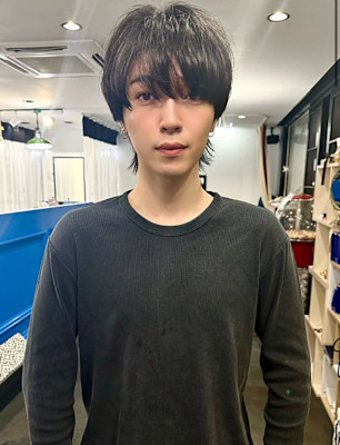 シャープなシルエット爽やかメンズカット