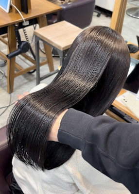 艶髪アッシュブラウン【港南台/艶髪/透明感カラー】