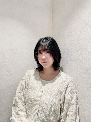 結んでも可愛いレイヤーボブ