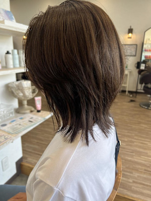 ミディアム／モノトーンベージュ