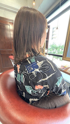 大人小顔似合わせレイヤーカット。