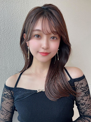 イメチェンロングレイヤー顔周りレイヤー後れ毛小顔カット美髪