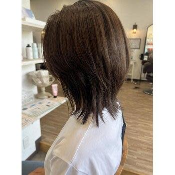 ミディアム／モノトーンベージュ