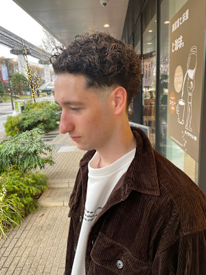 刈上げカーリースタイル