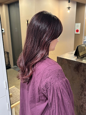 くすみピンク/暖色カラー/艶髪/艶カラー/ロングスタイル/横