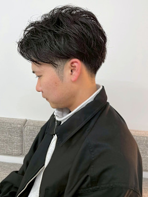 センターパート ニュアンスパーマ ツーブロック ビジネス