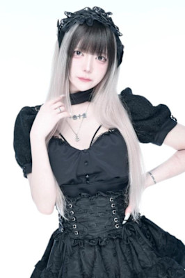 地雷系ツートンホワイト