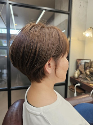 ショートヘア