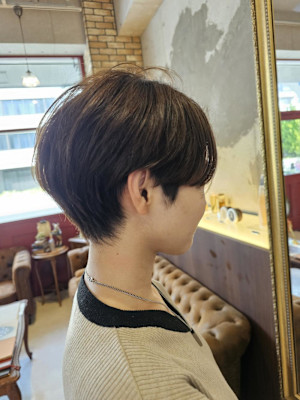 ショートヘア