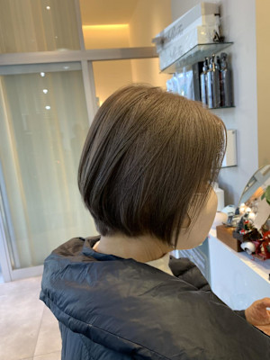 白髪×ブリーチ×ミルクティー