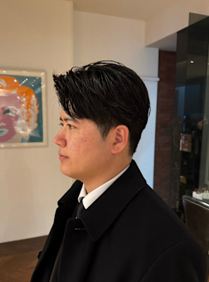 清潔感のあるツーブロックショート