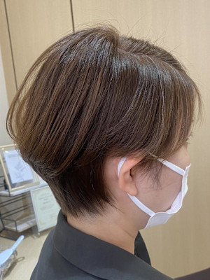 どの角度からもキレイ☆ハンサムショート