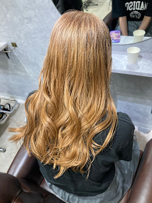 ミルクティーベージュ