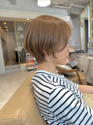 5月　大人ショート×ベージュカラー