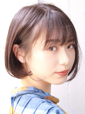 前下がりショート・ボブ/絶壁解消/前髪あり/40代/30代