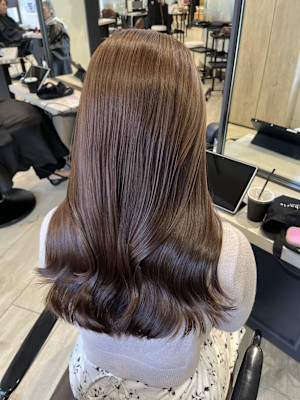 Mako アッシュベージュ 透明感 ブリーチなし ヘアカラー