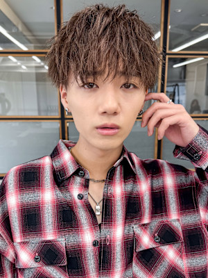 20代30代メンズスパイラルパーマワイルドオシャレ感アッシュ