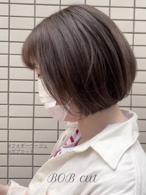 ボブカット×フォギーベージュ/乾かすだけでまとまる艶髪ボブ