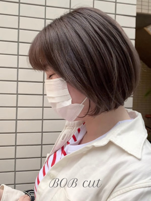 ボブカット×フォギーベージュ/乾かすだけでまとまる艶髪ボブ