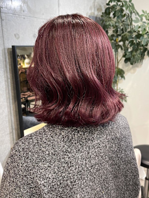 ツヤ感ピンクボルドー