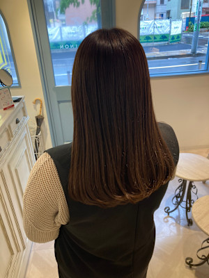 髪質改善ストレートで朝のスタイリングも楽に