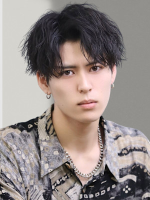 ツイストスパイラルパーマ/黒髪/メンズ/パーマ/新宿